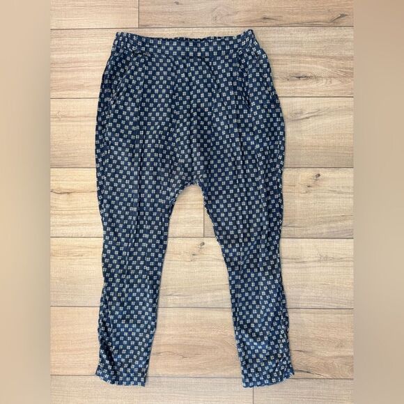 Urban Outfitters BDG women’s navy s small pants joggers lightweight fabric - Picture 1 of 2